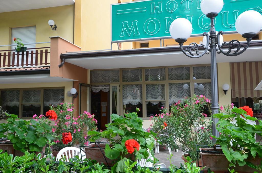Hotel Monique Cervia Eksteriør billede